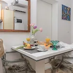 East Side Deluxe * Makarska