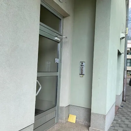 East Side Deluxe דירה
