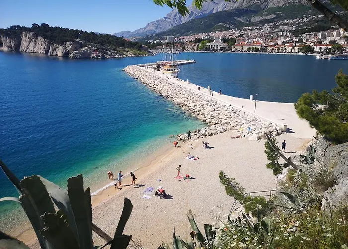 East Side Deluxe Makarska